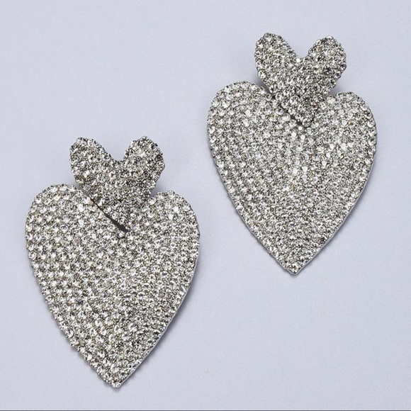 NWT 💎🩶💎 Piper K Sparkling Double Hearts Dangle Statement Earrings - Picture 13 of 16